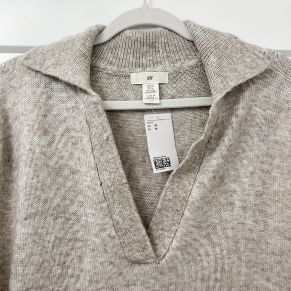 *NWT* H&M Sweater Dress - Picture 2 of 6